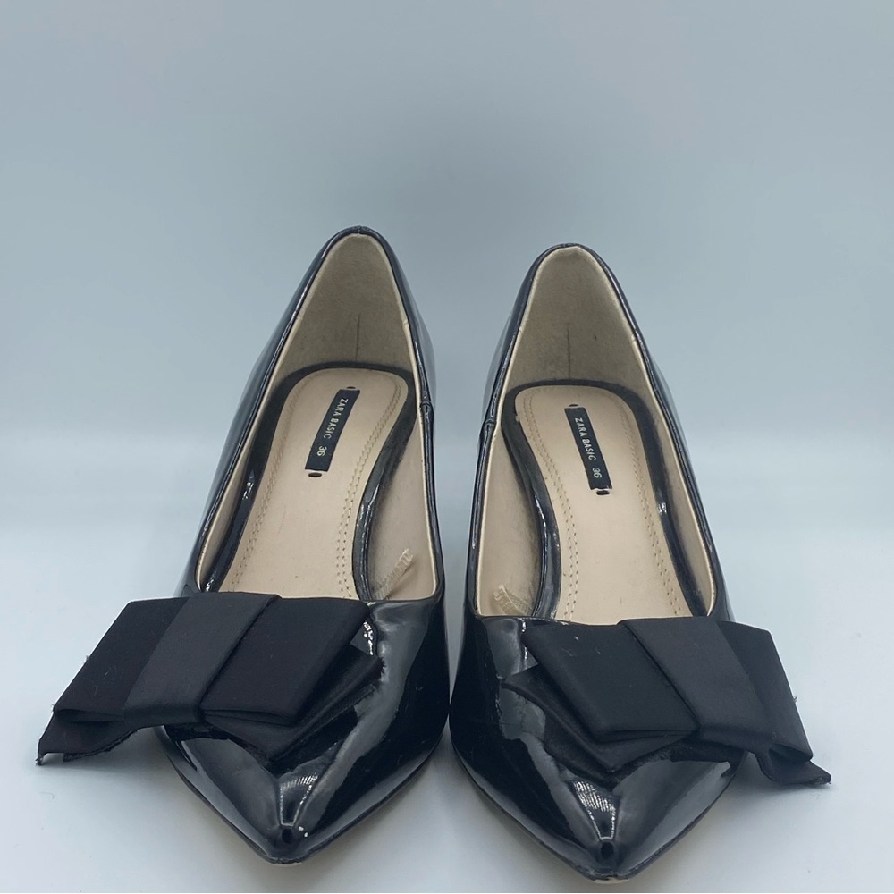 Zara Basics/  Black Heels/ Size 6